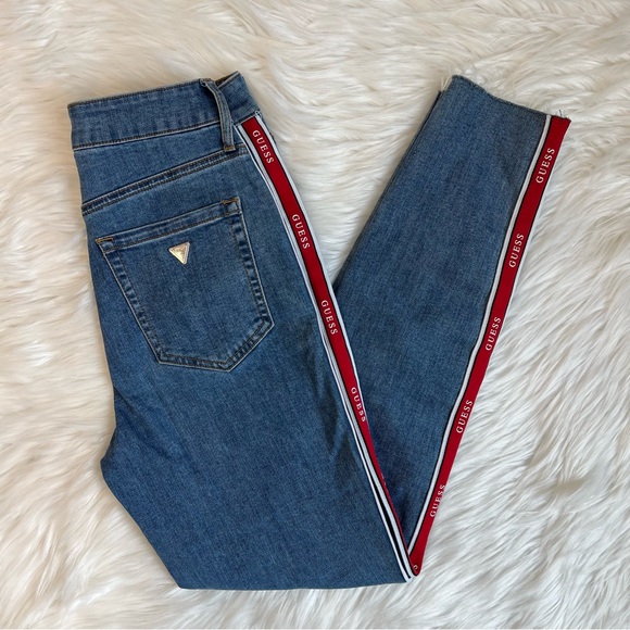 Guess Denim - Vintage‎ Guess High Waisted Skinny Jeans